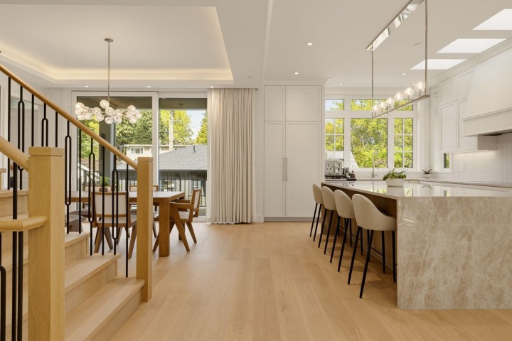 Photo 8 at 3887 W 15th Avenue, Point Grey, Vancouver West