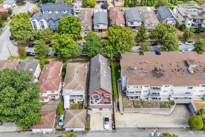 Photo 27 at 546 E 44th Avenue, Fraser VE, Vancouver East