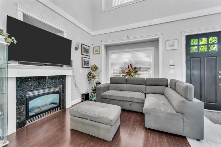 Photo 7 at 546 E 44th Avenue, Fraser VE, Vancouver East