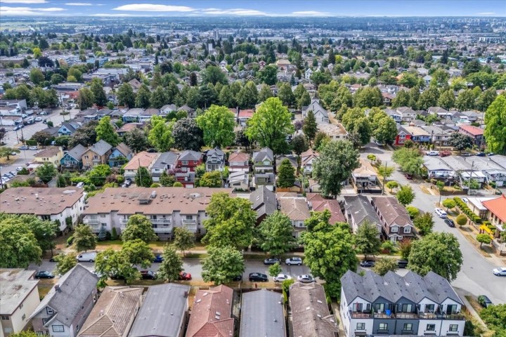 Photo 29 at 546 E 44th Avenue, Fraser VE, Vancouver East