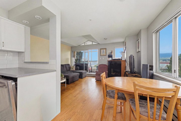 Photo 7 at 408 - 2211 Wall Street, Hastings, Vancouver East