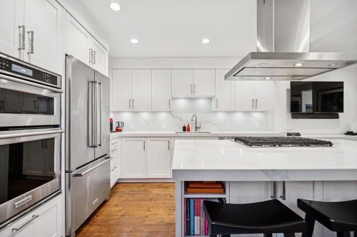Photo 8 at 3814 W 11 Avenue, Point Grey, Vancouver West