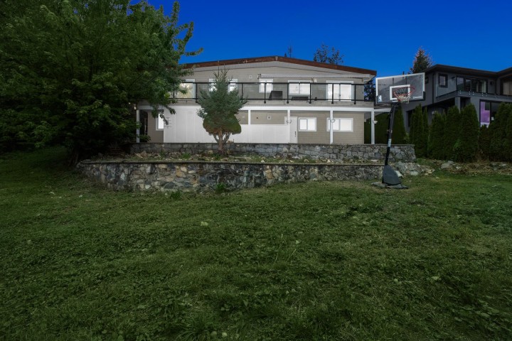 Photo 36 at 520 Ballantree Place, Glenmore, West Vancouver