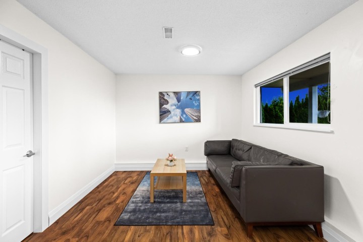 Photo 28 at 520 Ballantree Place, Glenmore, West Vancouver