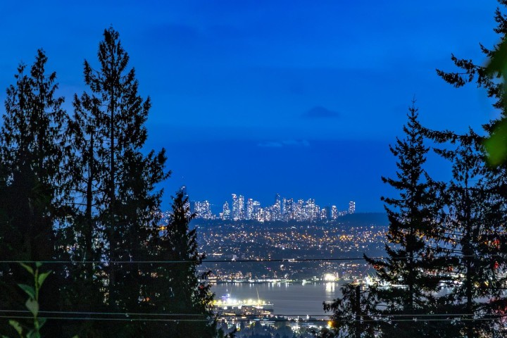 Photo 38 at 520 Ballantree Place, Glenmore, West Vancouver