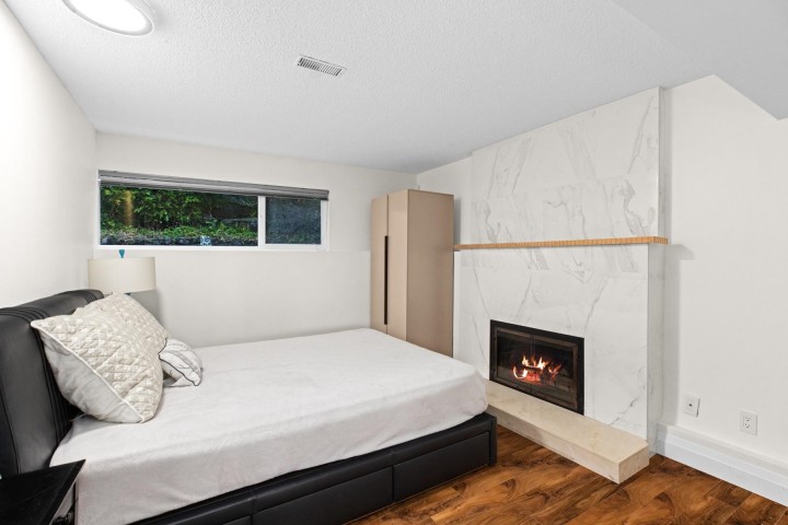 Photo 33 at 520 Ballantree Place, Glenmore, West Vancouver