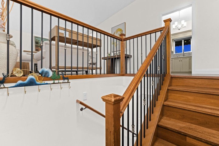 Photo 25 at 520 Ballantree Place, Glenmore, West Vancouver