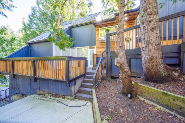 Photo 3 at 5791 Telegraph Trail, Eagle Harbour, West Vancouver