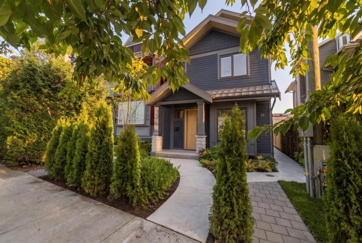 Photo 1 at 20 W 14th Avenue, Mount Pleasant VW, Vancouver West