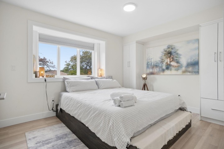 Photo 13 at 1604 E 36th Avenue, Knight, Vancouver East