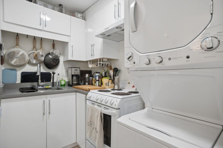 Photo 24 at 1604 E 36th Avenue, Knight, Vancouver East
