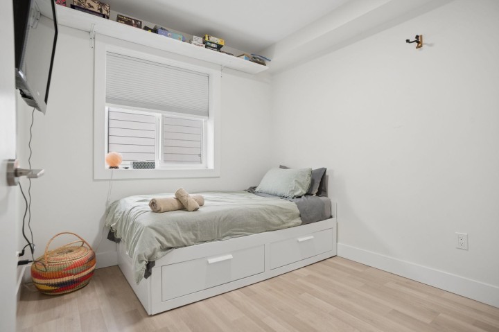 Photo 25 at 1604 E 36th Avenue, Knight, Vancouver East