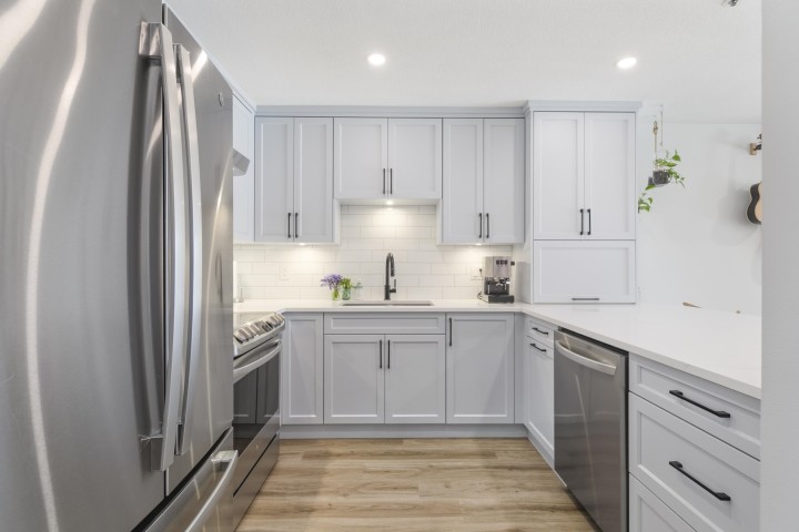 Photo 10 at 108 - 3131 Main Street, Mount Pleasant VE, Vancouver East