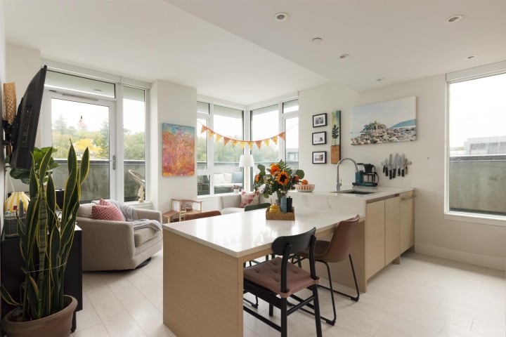 Photo 5 at 652 - 8575 Rivergrass Drive, South Marine, Vancouver East
