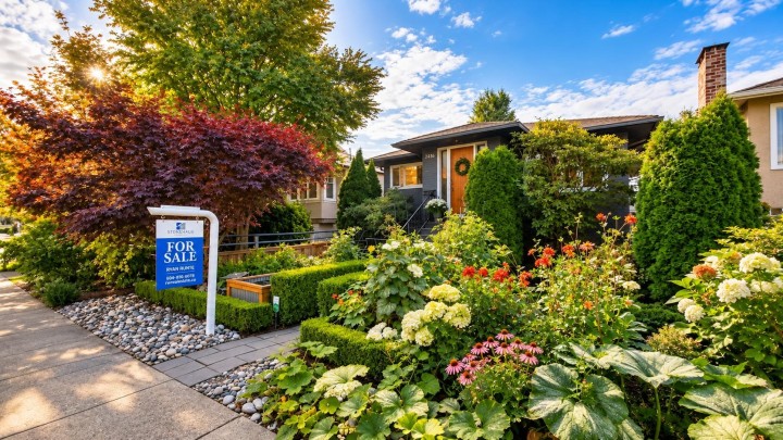 Photo 3 at 2436 Turner Street, Renfrew VE, Vancouver East
