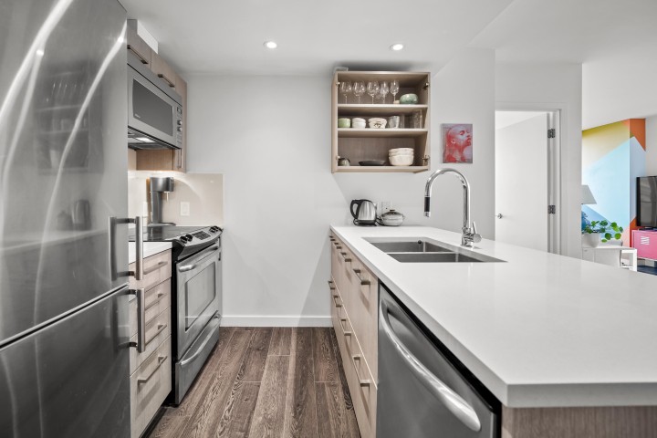 Photo 11 at 909 - 955 E Hastings Street, Strathcona, Vancouver East