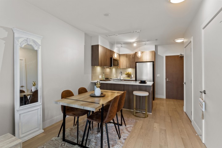 Photo 1 at 509 - 2477 Carolina Street, Mount Pleasant VE, Vancouver East