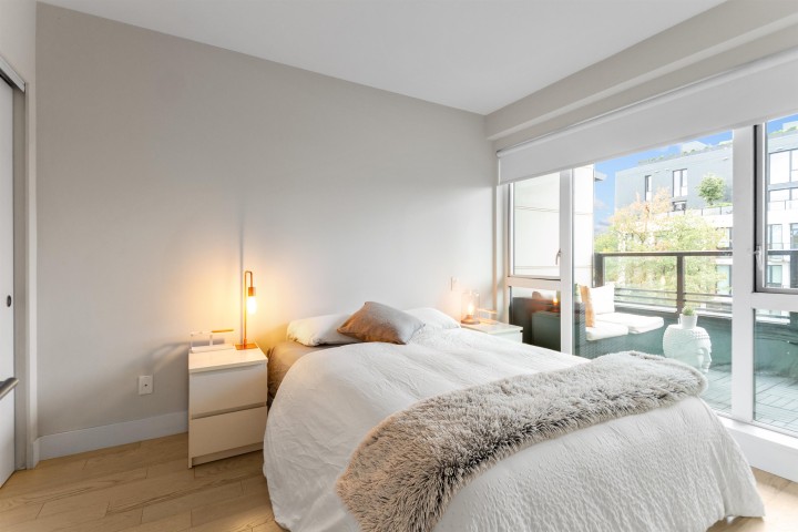 Photo 10 at 509 - 2477 Carolina Street, Mount Pleasant VE, Vancouver East