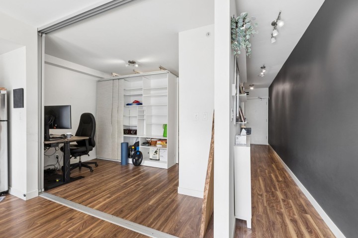 Photo 16 at 406 - 2511 Quebec Street, Mount Pleasant VE, Vancouver East