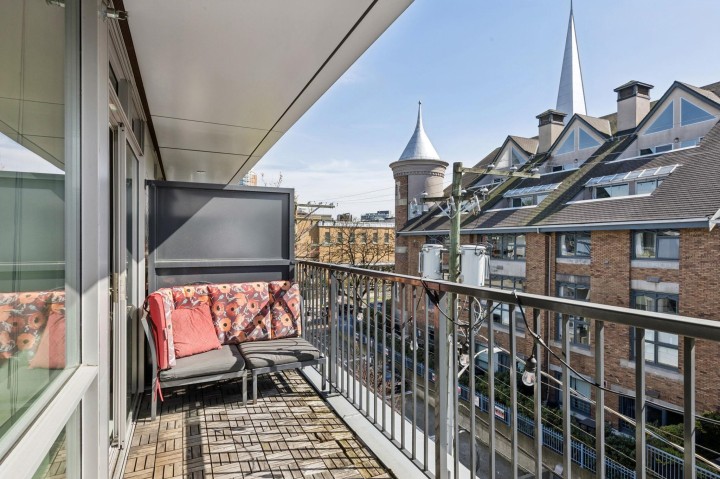 Photo 22 at 406 - 2511 Quebec Street, Mount Pleasant VE, Vancouver East