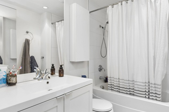 Photo 20 at 406 - 2511 Quebec Street, Mount Pleasant VE, Vancouver East