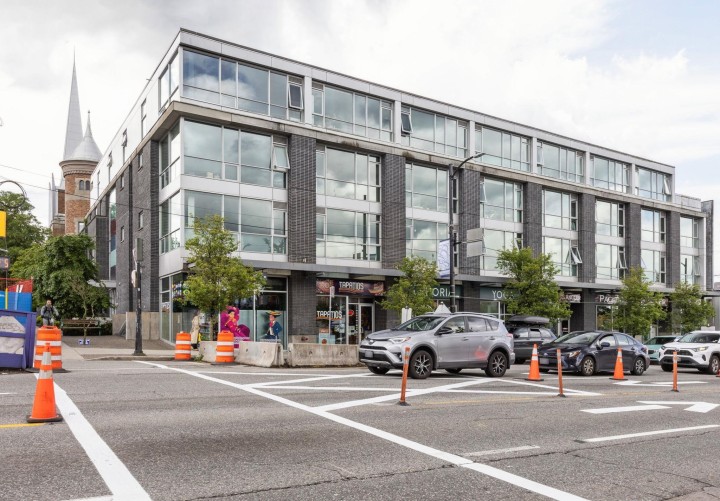 Photo 24 at 406 - 2511 Quebec Street, Mount Pleasant VE, Vancouver East
