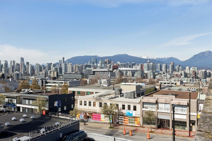 Photo 34 at 406 - 2511 Quebec Street, Mount Pleasant VE, Vancouver East