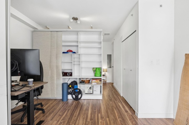 Photo 14 at 406 - 2511 Quebec Street, Mount Pleasant VE, Vancouver East
