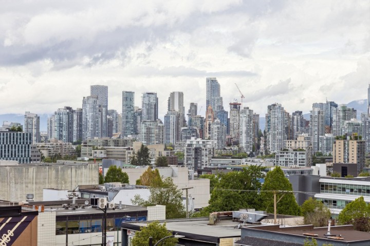 Photo 37 at 406 - 2511 Quebec Street, Mount Pleasant VE, Vancouver East