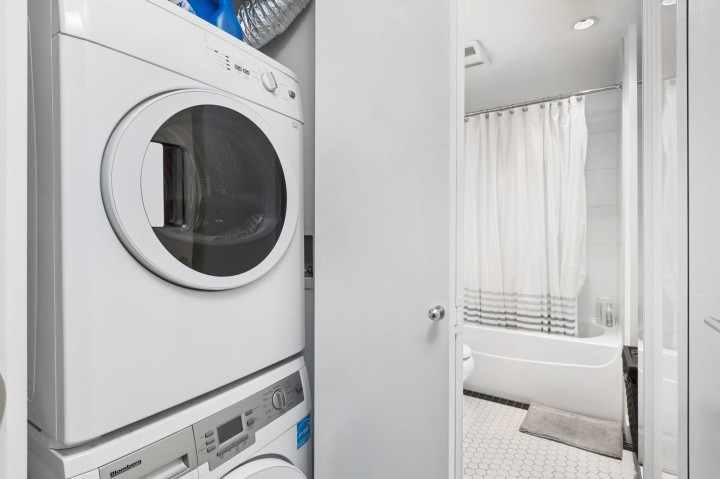 Photo 21 at 406 - 2511 Quebec Street, Mount Pleasant VE, Vancouver East