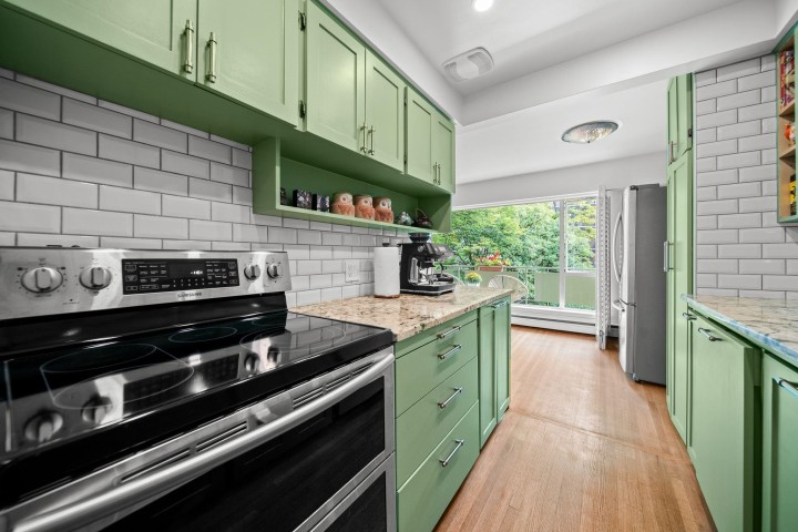 Photo 11 at 204 - 5475 Vine Street, Kerrisdale, Vancouver West