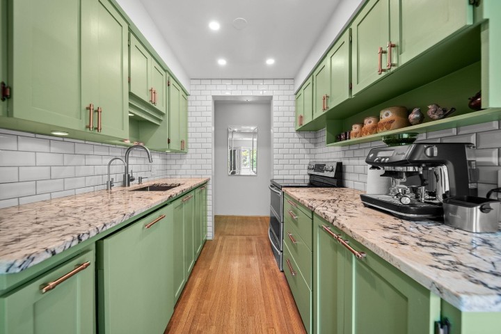Photo 8 at 204 - 5475 Vine Street, Kerrisdale, Vancouver West