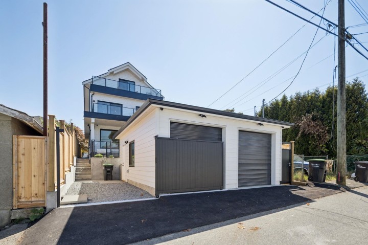 Photo 40 at 2 - 2815 Trinity Street, Hastings Sunrise, Vancouver East