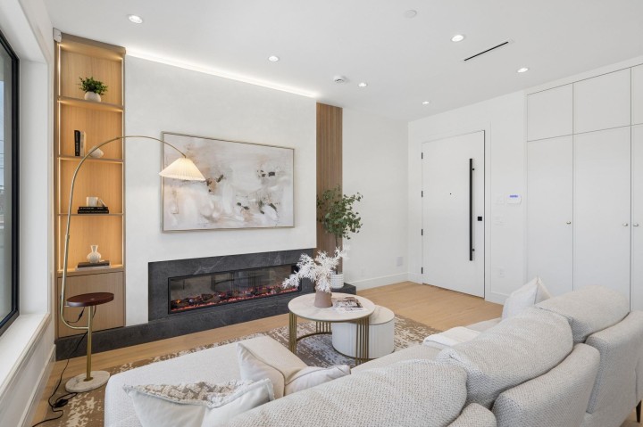 Photo 8 at 2 - 2815 Trinity Street, Hastings Sunrise, Vancouver East