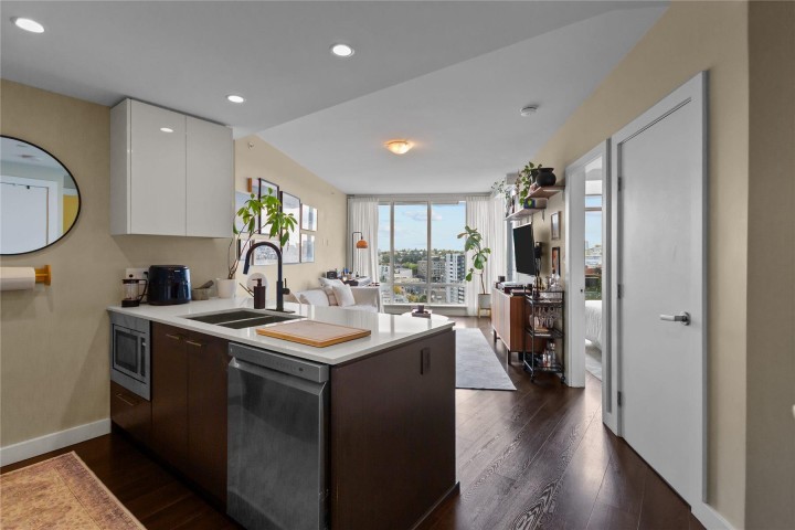 Photo 2 at 1819 - 1618 Quebec Street, Mount Pleasant VE, Vancouver East