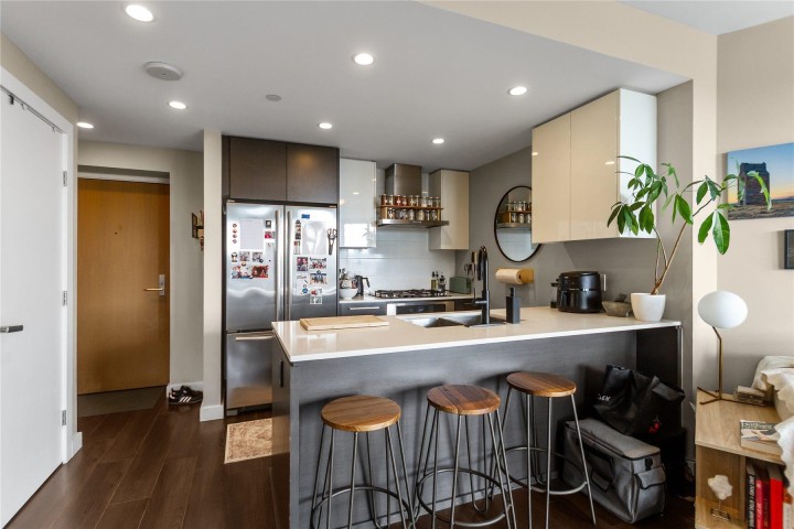 Photo 6 at 1819 - 1618 Quebec Street, Mount Pleasant VE, Vancouver East