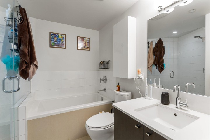 Photo 13 at 1819 - 1618 Quebec Street, Mount Pleasant VE, Vancouver East