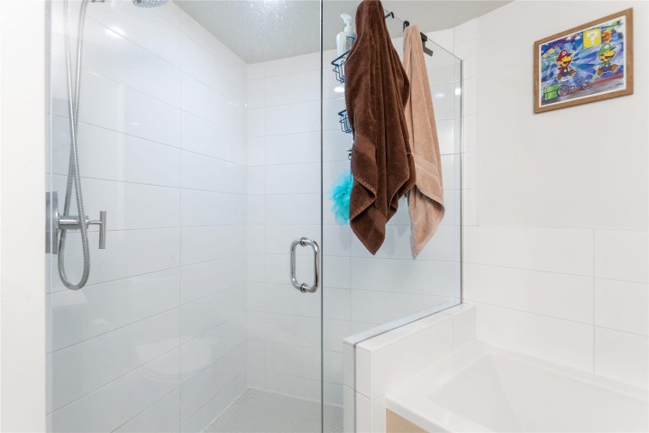 Photo 14 at 1819 - 1618 Quebec Street, Mount Pleasant VE, Vancouver East