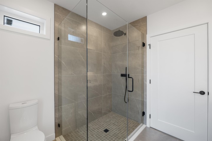 Photo 13 at 1012 W 52nd Avenue, South Granville, Vancouver West
