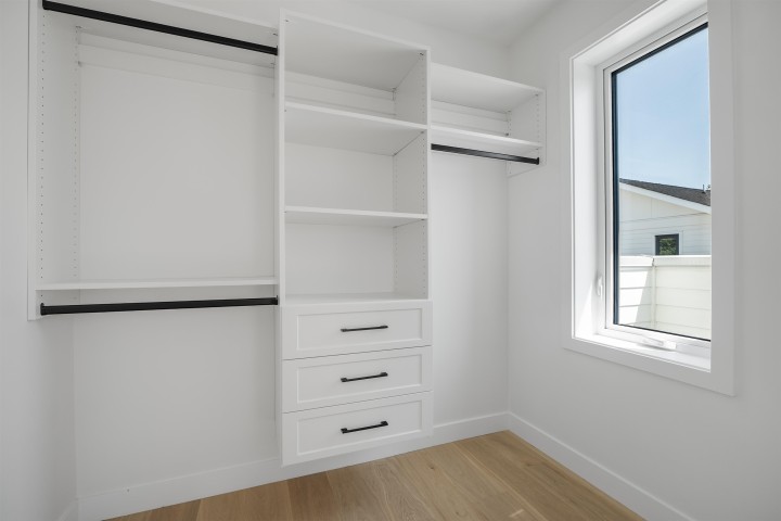 Photo 15 at 1012 W 52nd Avenue, South Granville, Vancouver West