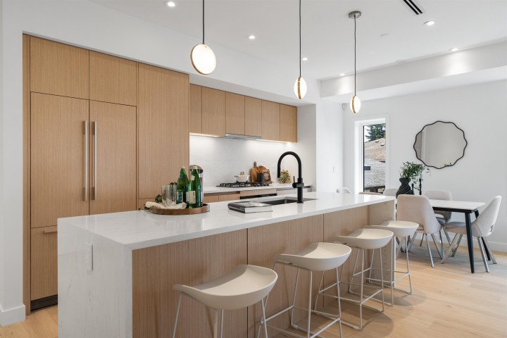 Photo 8 at 1012 W 52nd Avenue, South Granville, Vancouver West