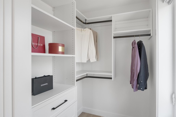 Photo 9 at 6815 Oak Street, South Granville, Vancouver West