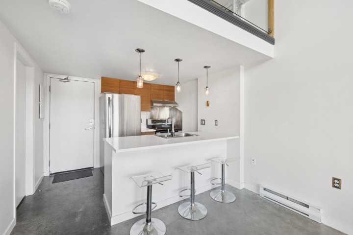 Photo 12 at 609 - 22 E Cordova Street, Downtown VE, Vancouver East