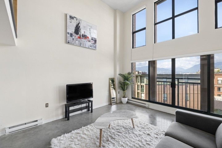 Photo 3 at 609 - 22 E Cordova Street, Downtown VE, Vancouver East