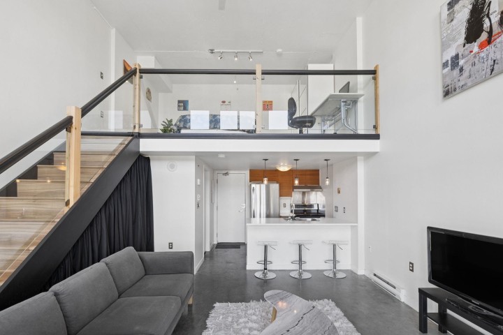 Photo 5 at 609 - 22 E Cordova Street, Downtown VE, Vancouver East