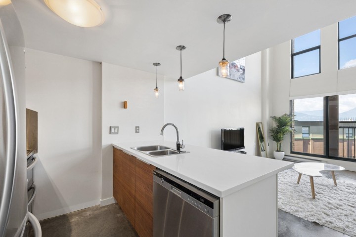 Photo 15 at 609 - 22 E Cordova Street, Downtown VE, Vancouver East