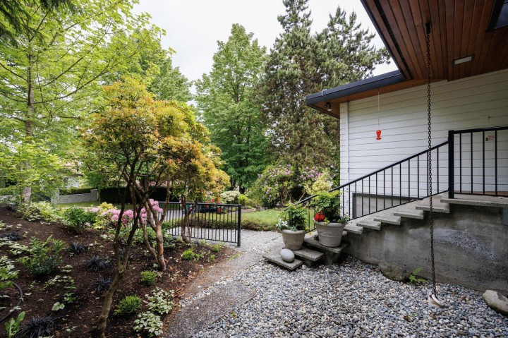Photo 5 at 2220 W 32nd Avenue, Quilchena, Vancouver West