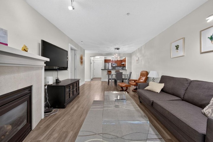 Photo 13 at 105 - 5740 Toronto Road, University VW, Vancouver West