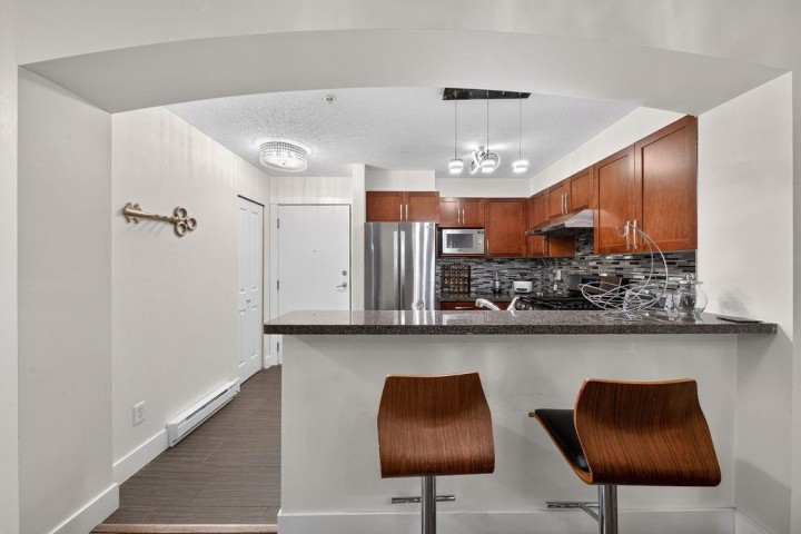 Photo 5 at 105 - 5740 Toronto Road, University VW, Vancouver West