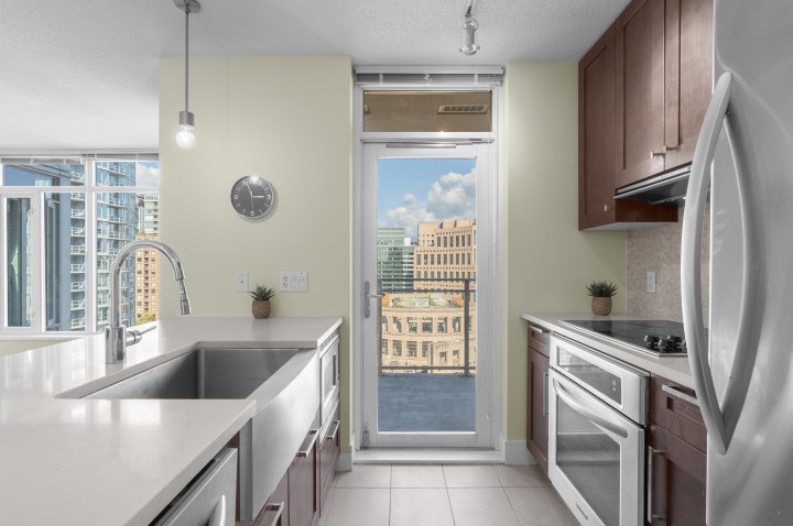 Photo 9 at 2504 - 888 Homer Street, Downtown VW, Vancouver West